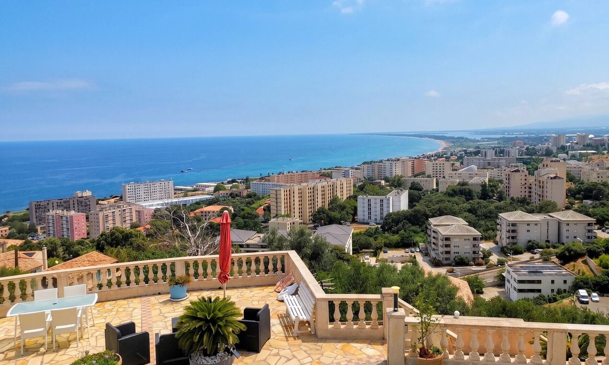 Bastia Apartment | Homerez - Apt with view in Bastia.