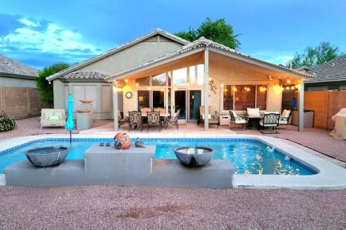 Gold Canyon House | Honeysuckle Oasis