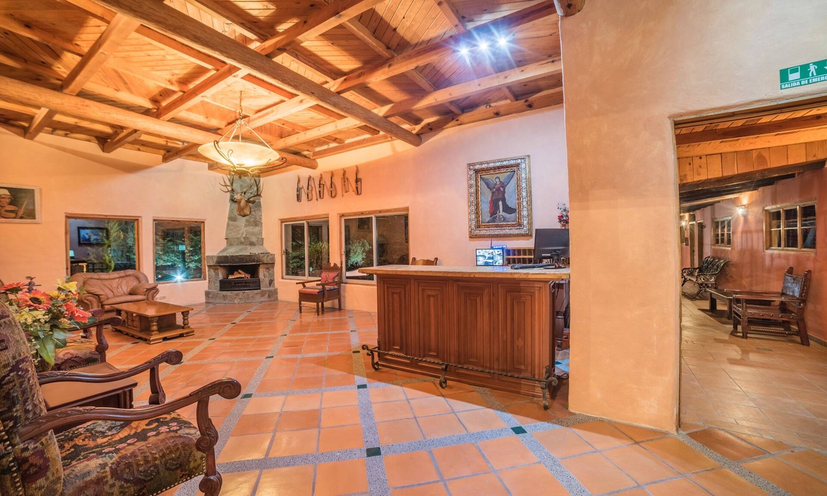 Areponapuchi Hotel | Hotel Barrancas del Cobre by Balderrama Hotel Collection