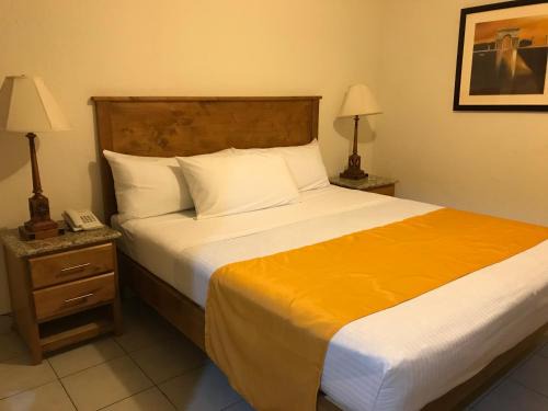 Tijuana Hotel | Hotel Guillen Jr