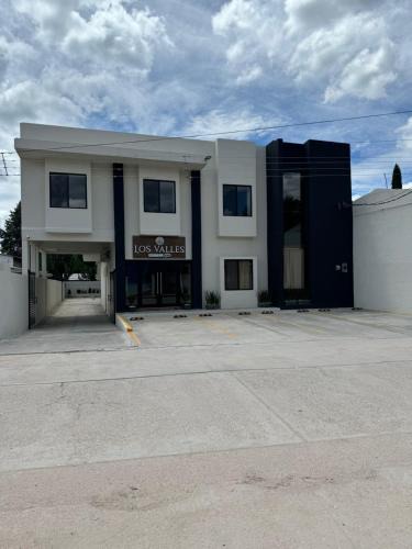 Creel Hotel | Hotel Los Valles Plus
