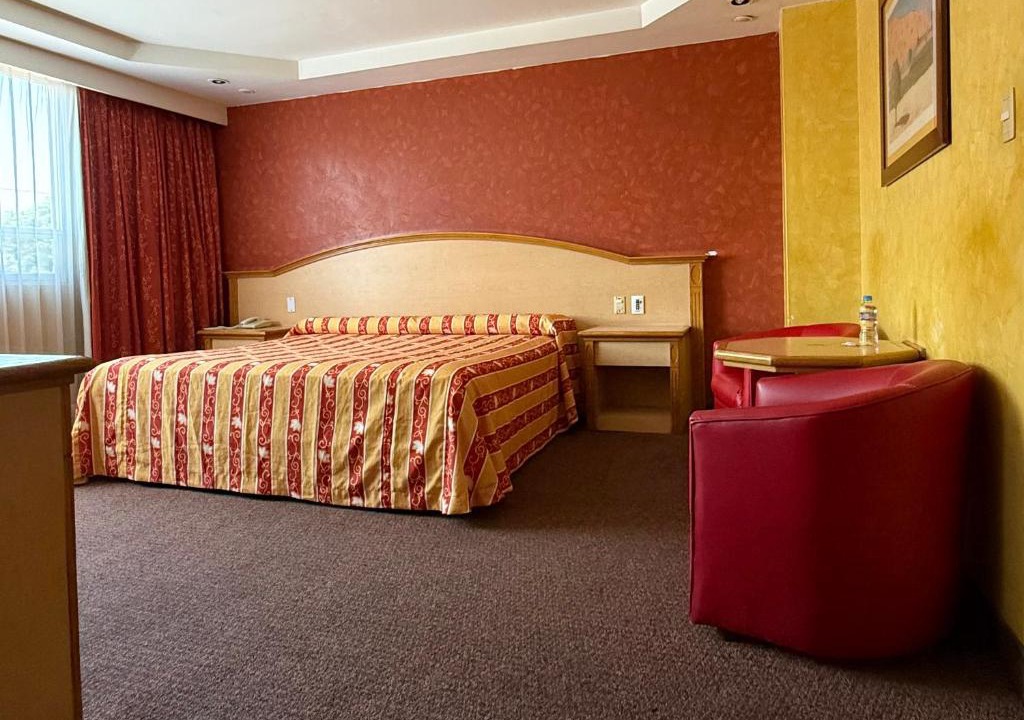 Villa de Guadalupe Hotel | Hotel Montevideo