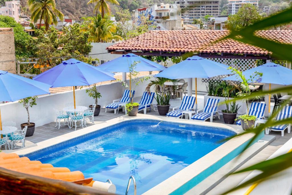 Emiliano Zapata Hotel | Hotel Pueblito Vallarta