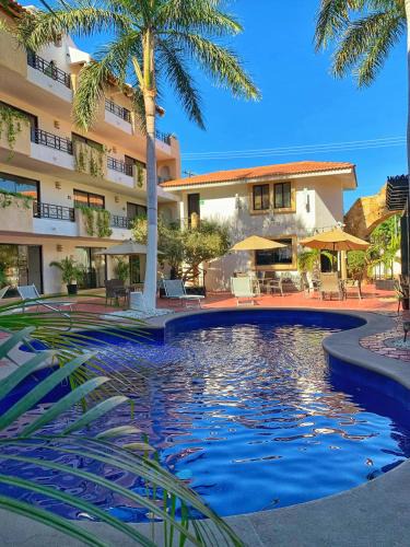 Downtown Cabo San Lucas Hotel | Hotel Santa Fe Los Cabos by Villa Group