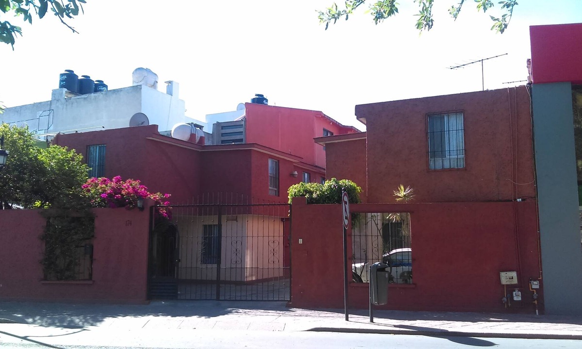 Downtown Queretaro House | House near the center with parking