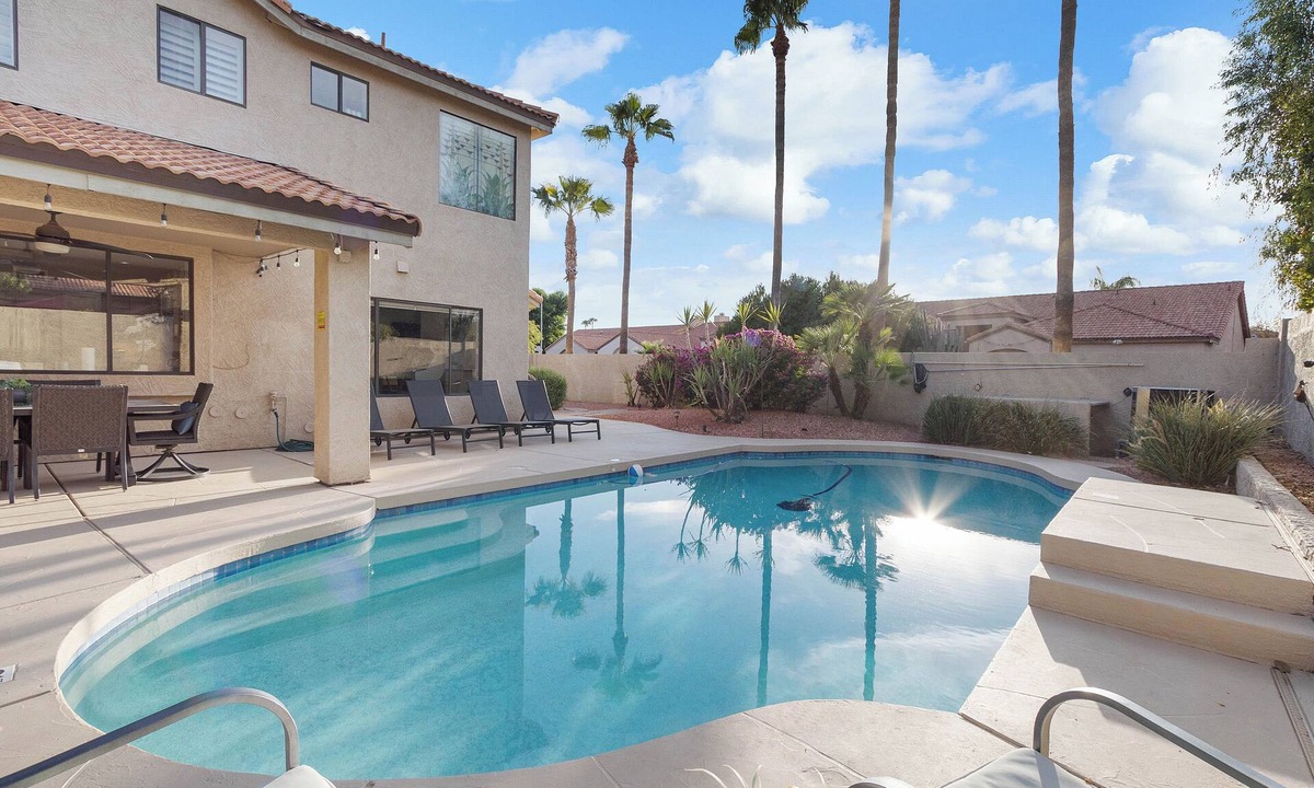 Paradise Park Vista House | Hummingbird Hideaway House with Private Pool in North Scottsdale