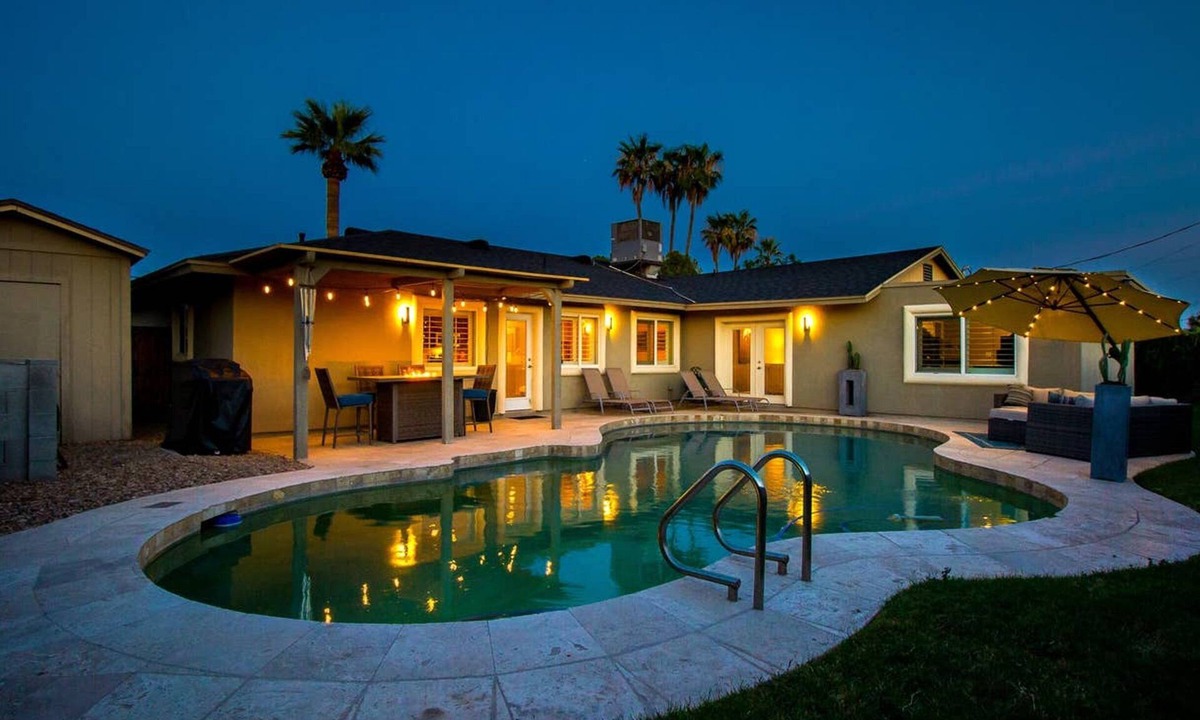 Village Grove House | Immaculate Home Near Old Town & ASU! Discounts Offered in Listing Description!