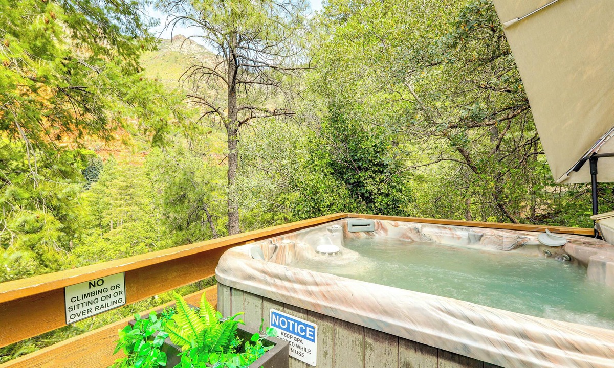 Sedona House | Junipine Resort Luxury Creek Home w/Spa & Views!