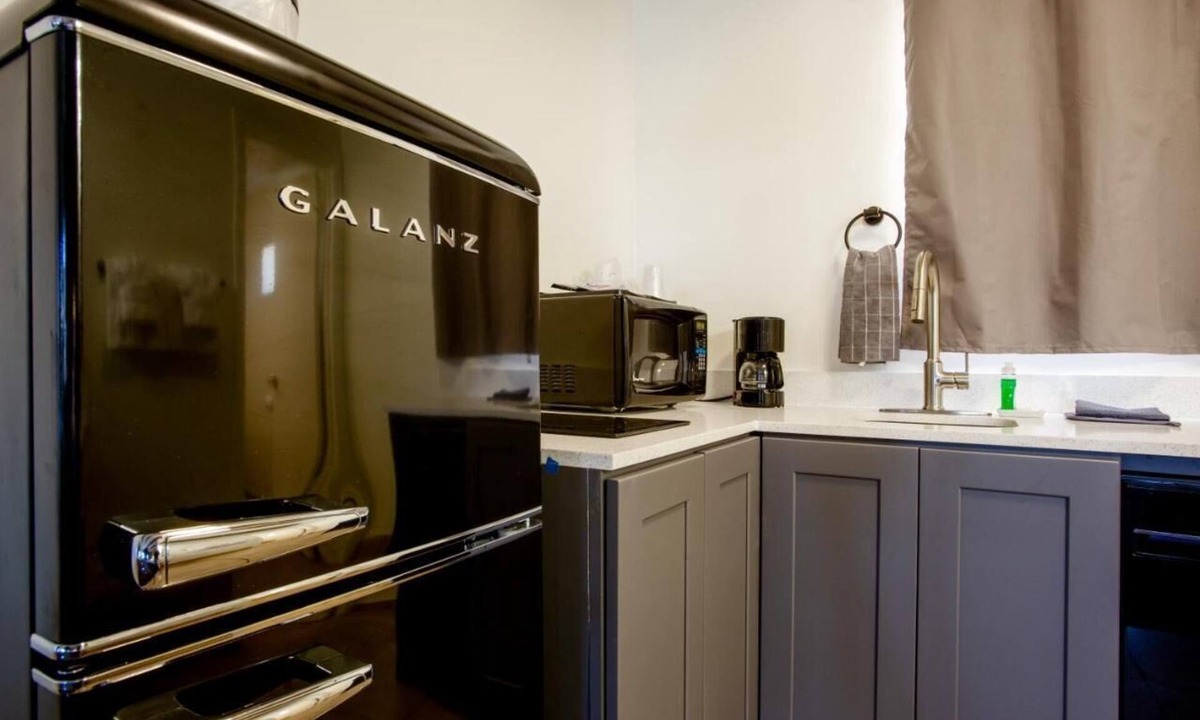 West Sedona Hotel | Kitchenette Room in Sedona at Thunder Mountain
