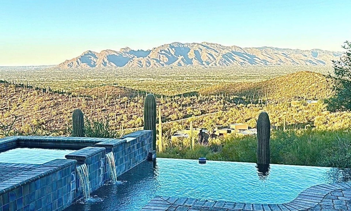 Tucson House | Ladera Vistas - Panoramic Views, Heated Infinity Pool-Spa, Access to Hiking