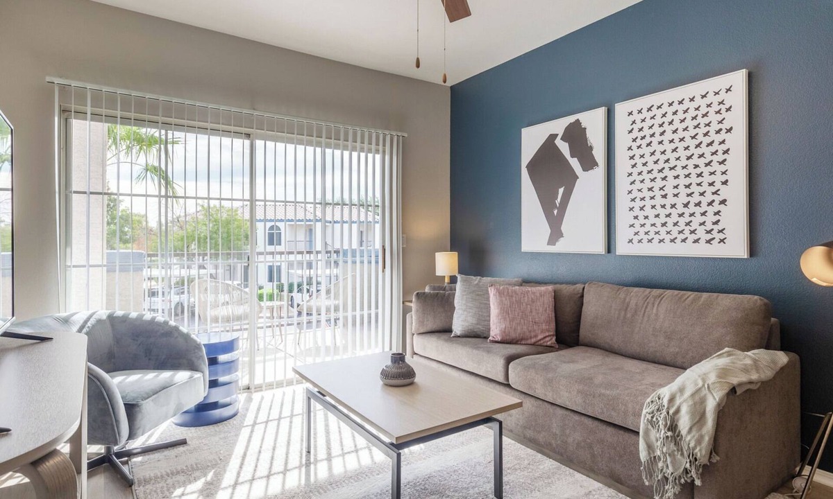 Greenbell Apartment | Landing | Amazing 1BD, Gym, Pool