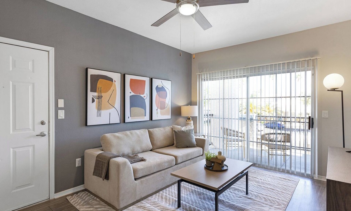 Greenbell Apartment | Landing | Modern 1BD, Gym, Pool