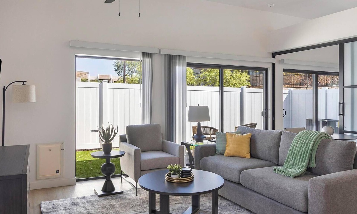 North Mountain Apartment | Landing | Stylish 1BD, Gym, Clubhouse