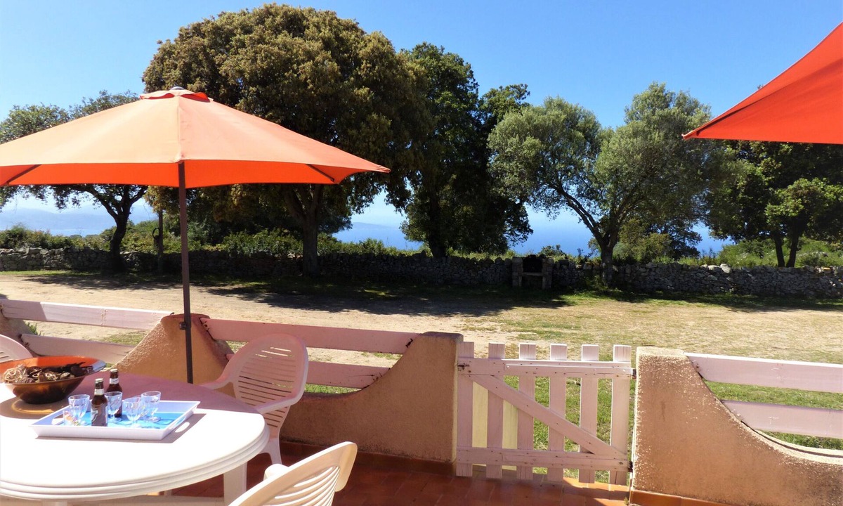 Cargese Apartment | Large air-conditioned apartment on a breeding estate. Exceptional panorama.