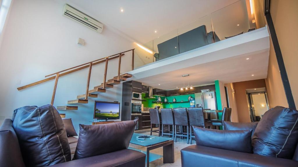 Downtown Apartment | Las Brisas 401 condo