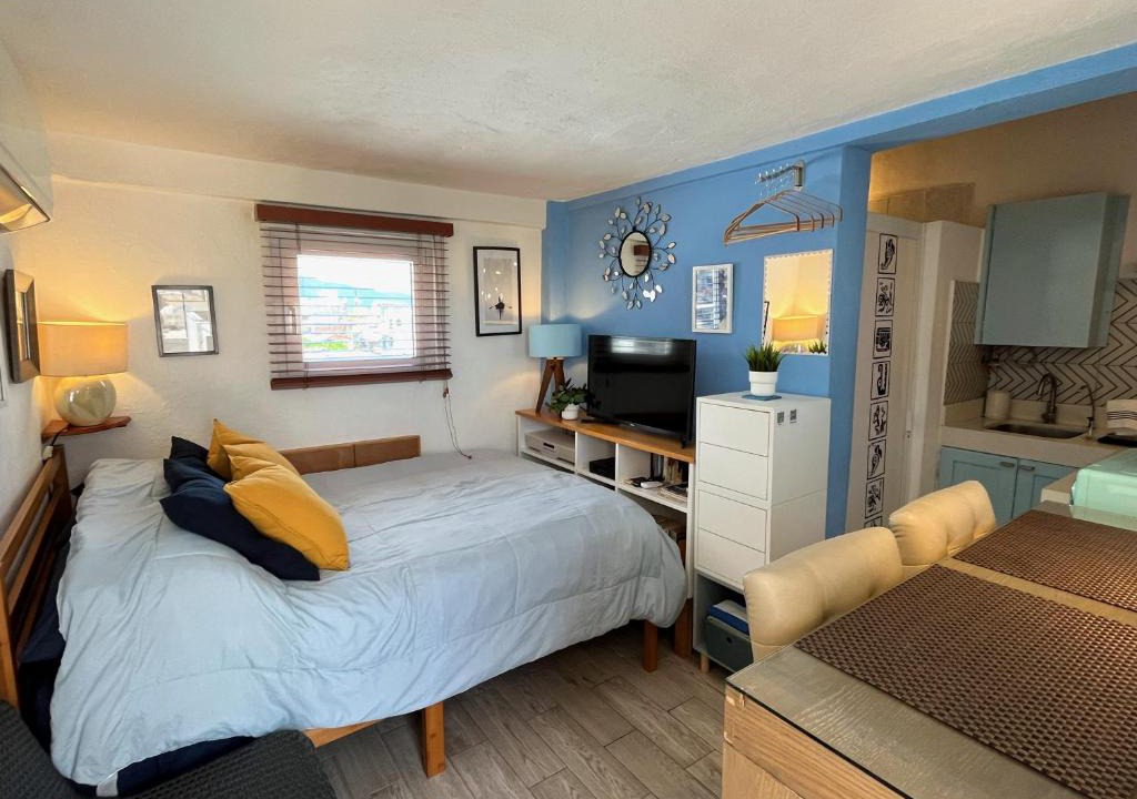 Colonia 5 de Diciembre Apartment | Le Petit Bonheur - Peaceful Rooftop - 3 min Beach