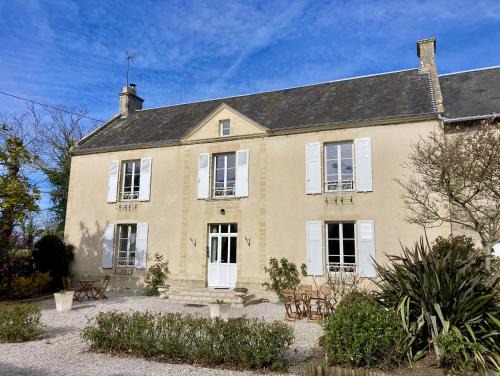 Vierville-sur-Mer Bed & Breakfast | Les chambres d'Omaha Beach Etablissement avec deux chambres d'hôtes, petit-déjeuner compris fait-maison et produits locaux
