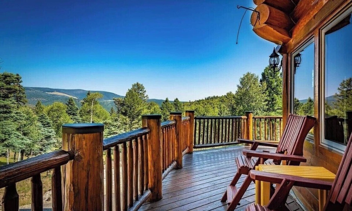 Angel Fire House | Log Home w/50 private acres in Angel Fire/Infrared Sauna