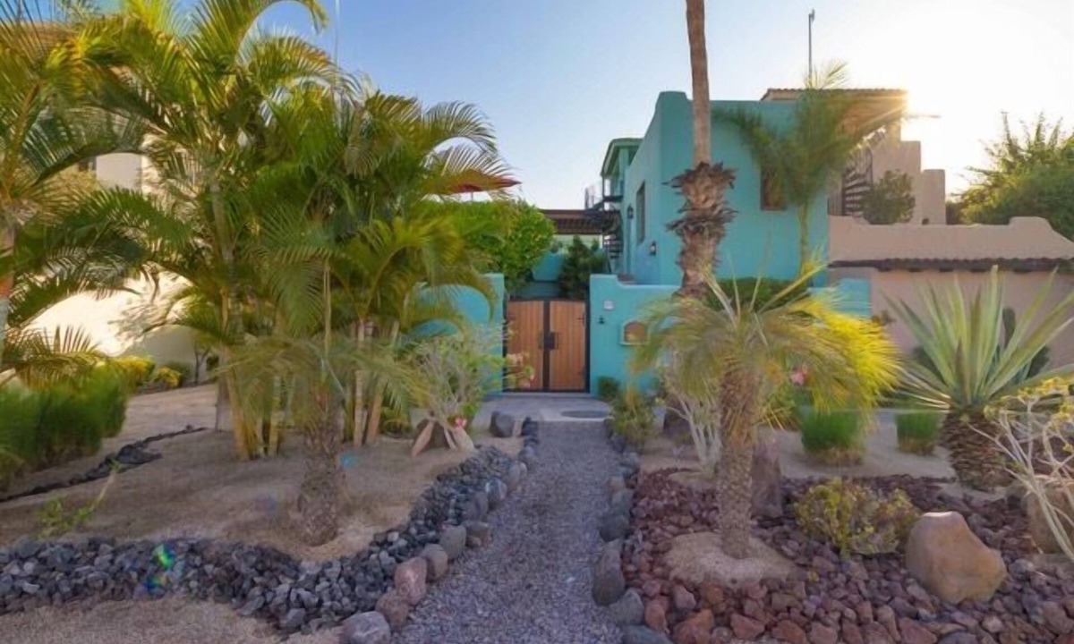 Nopolo House | Loreto Bay Getaway | Bikes, BBQ & Pools