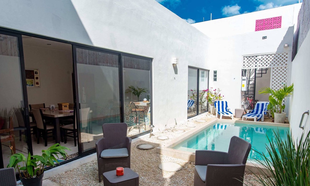 Merida Villa | Lovely Modern 3BR Villa, own Pool, 200m from the Beach!