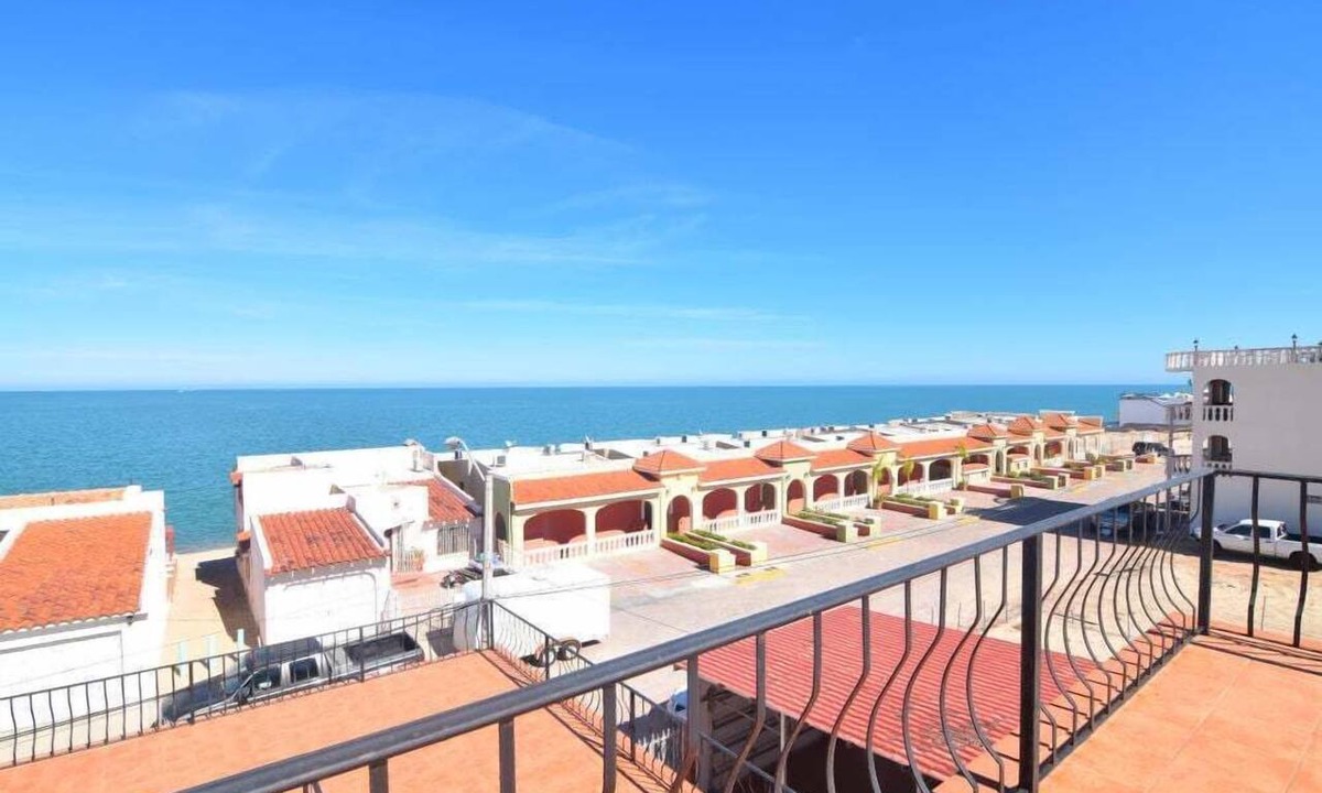 San Felipe House | Luis's Margarita Villa - Beachside Complex with Rooftop BBQ