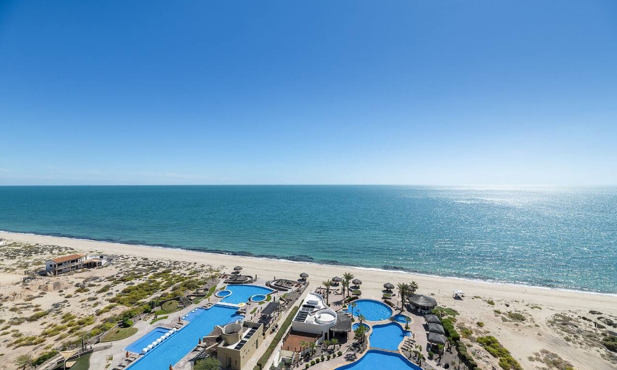 Puerto Penasco Condo | Luna Blanca 1203 by Kivoya