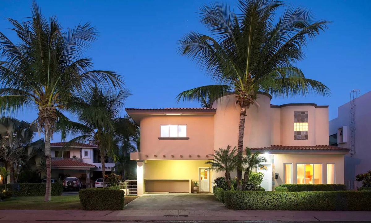 Las Jarretaderas House | Luxurious Home in Vallarta, Residencial el Tigre