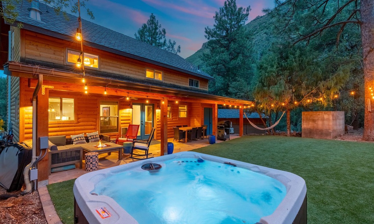Sedona Shadows House | Luxury 4BR: Hot Tub Game Room Canyon Views