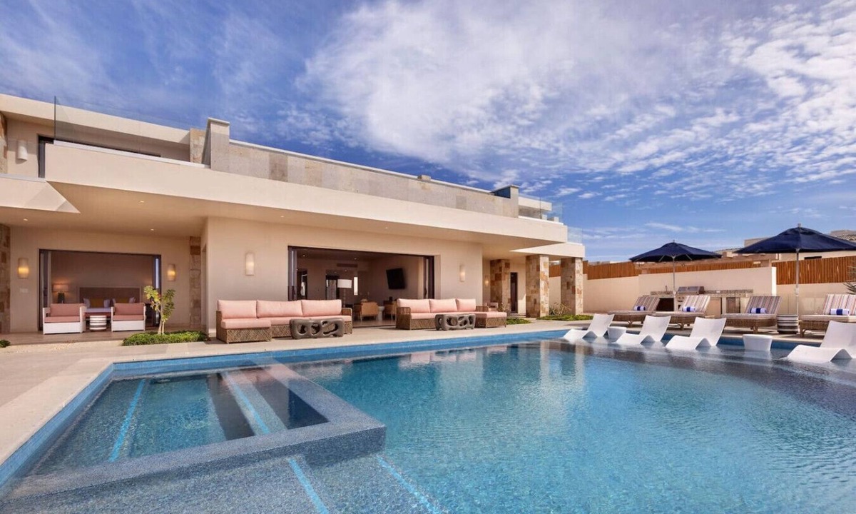 Cabo San Lucas Villa | Luxury 7-Bedroom Villa in Diamante – Sleeps 16