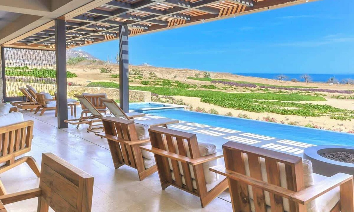 Sunset Beach Condo | Luxury 8BR Retreat in Quivira - Near St. Regis