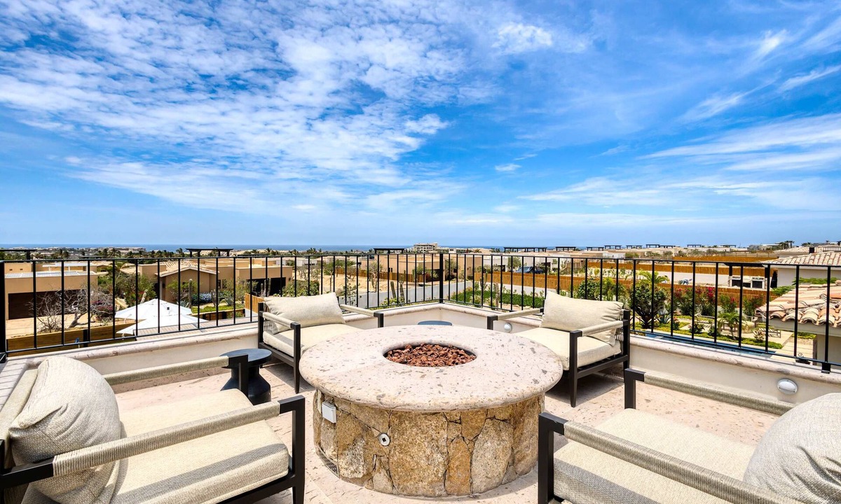 Los Cabos House | Luxury Coastal Retreat - Pool & World-Class Golf
