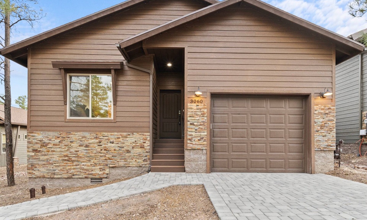 Torreon House | Luxury home with patio, fireplace, BBQ grill, golf nearby
