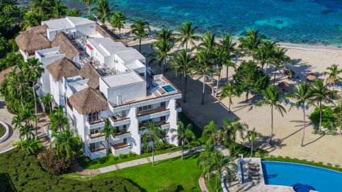 Costa Maya Apartment | Luxury Penthouse with Oasis Private Rooftop
