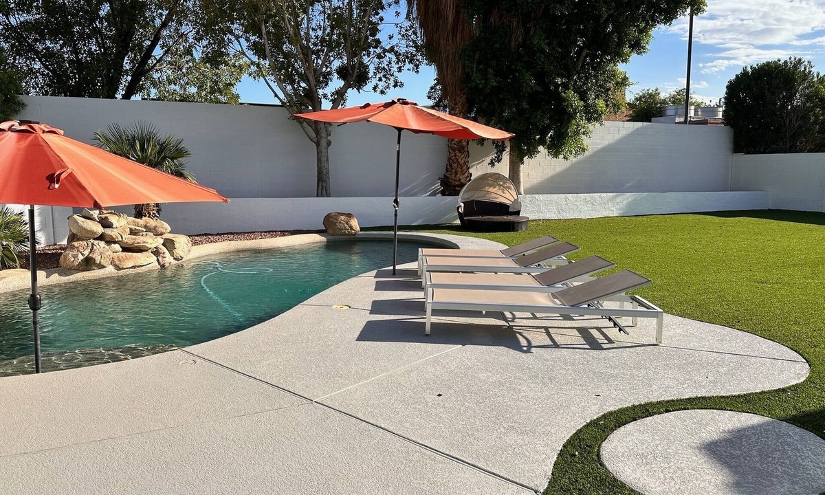Arabian Crest House | LUXURY Sunny Days Scottsdale! Great Location+ Heated Saltwater Pool!