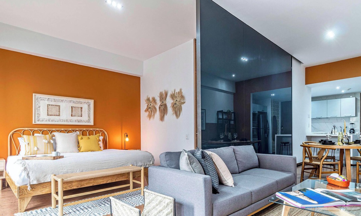 Reforma Apartment | Magenta by Kukun