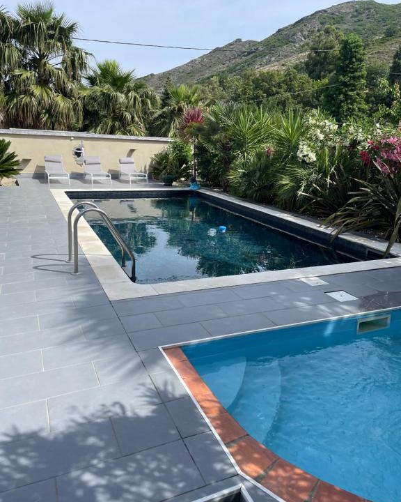 Barbaggio House | Maison 9 couchages avec piscine et jardin au calme