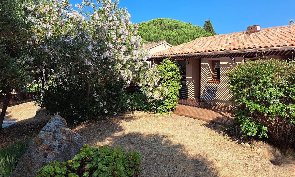 Serra-di-Ferro House | Maison for 6-8 Guests "Casa Gelsominu", Valinco Gulf – Walk to the Beach