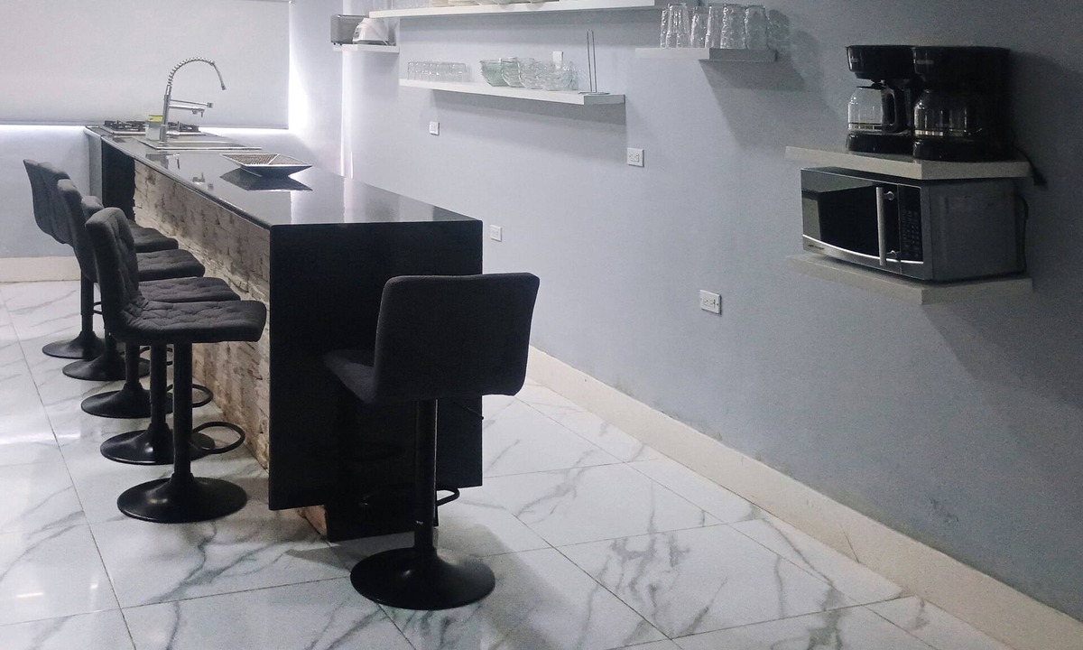 Downtown Cancun Villa | Majestic Blue Bay of Cancun - Up to 14 Pax