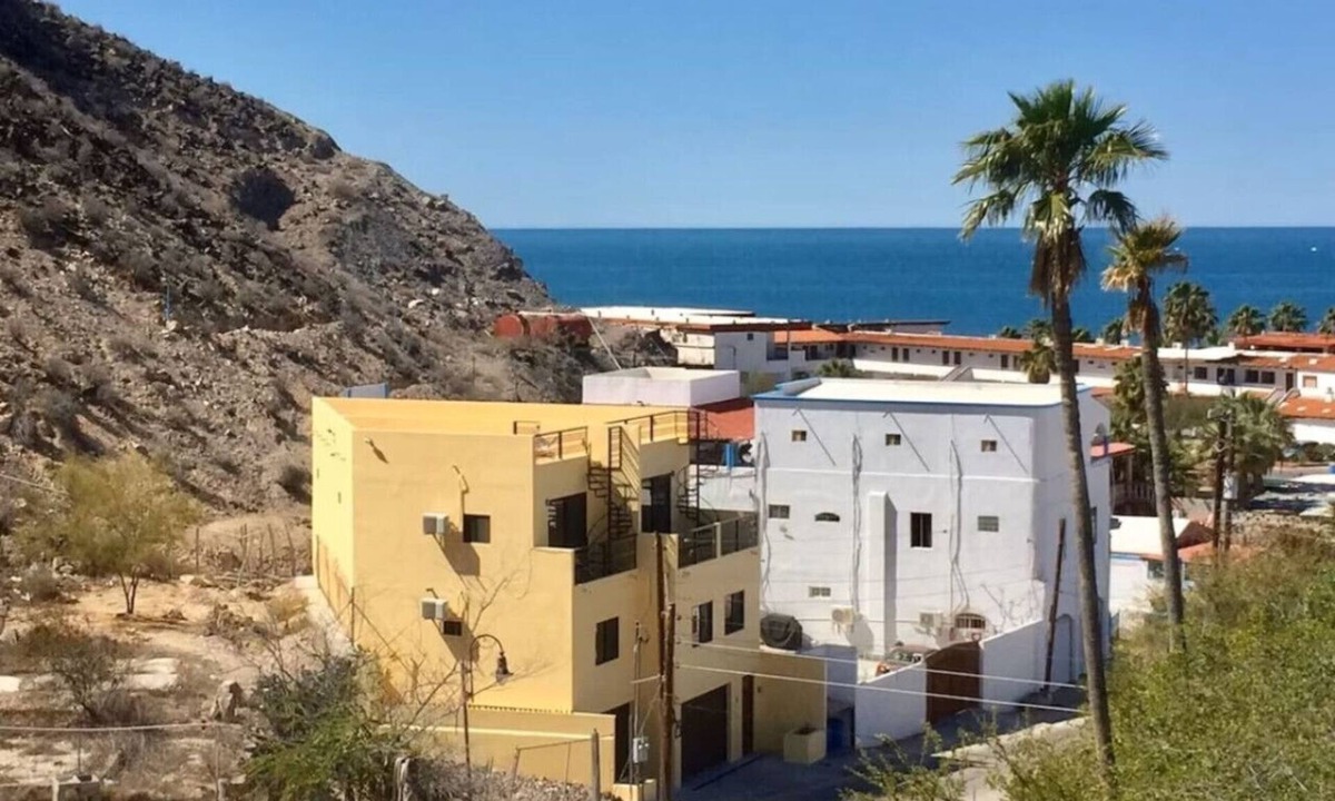 El Puerto House | Malecon Retreat - 3BR/5BA