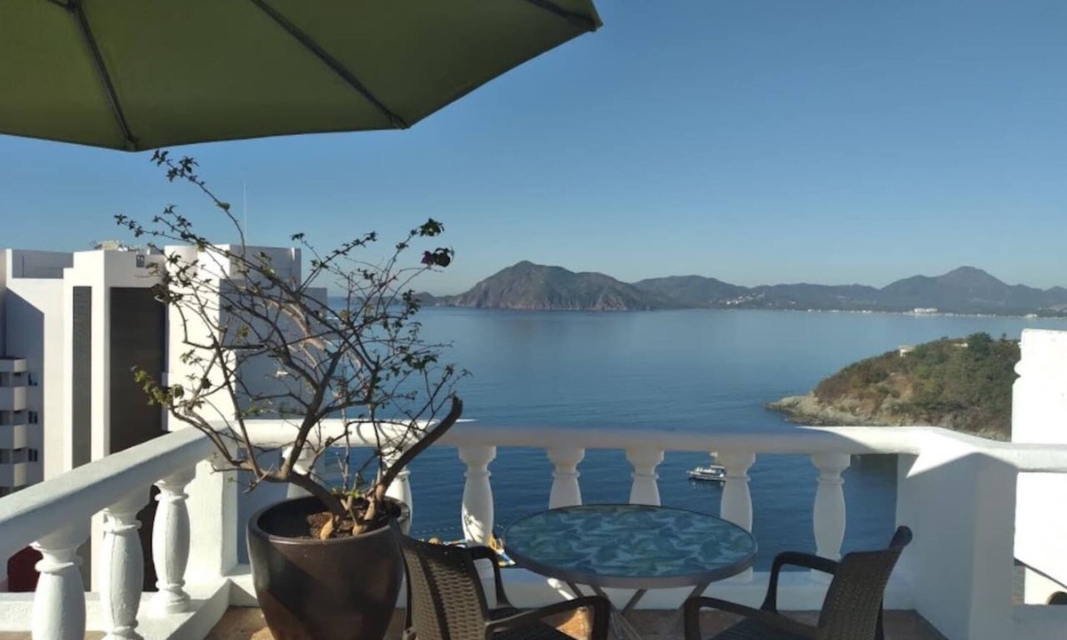 Las Hadas Condo | Manzanillo Breath Taking Views