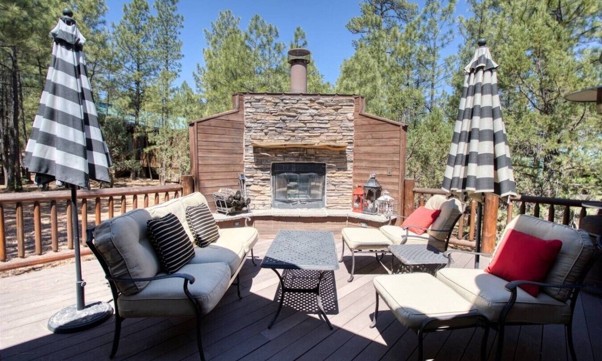 Torreon Cabin | Maple Ridge Retreat in Torreon