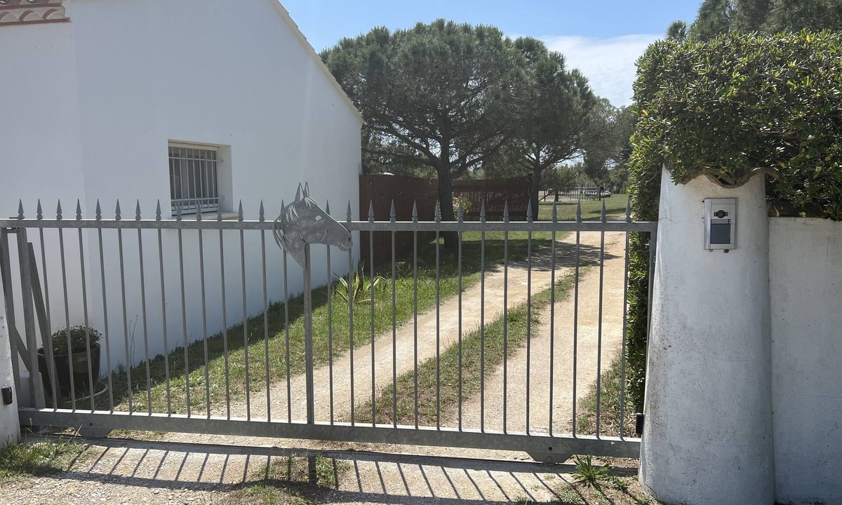 Saintes-Maries-de-la-Mer House | Mas de Camargue Attelage les Saintes Maries de la Mer