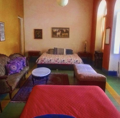 Americana Hotel | Maska Mansion Expiatorio Gdl Guest house
