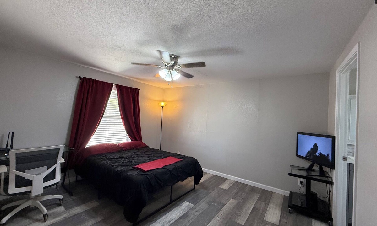 Foothills House | Master Bedroom in the Foothills