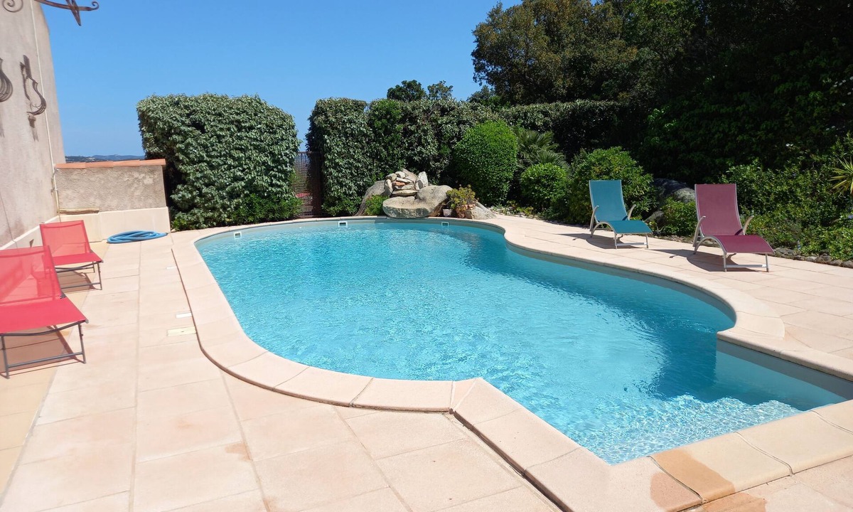 Porto-Vecchio Villa | Mini villa studio cosy 19 m2 for 2 persons clim swimming pool, sea and mountain view