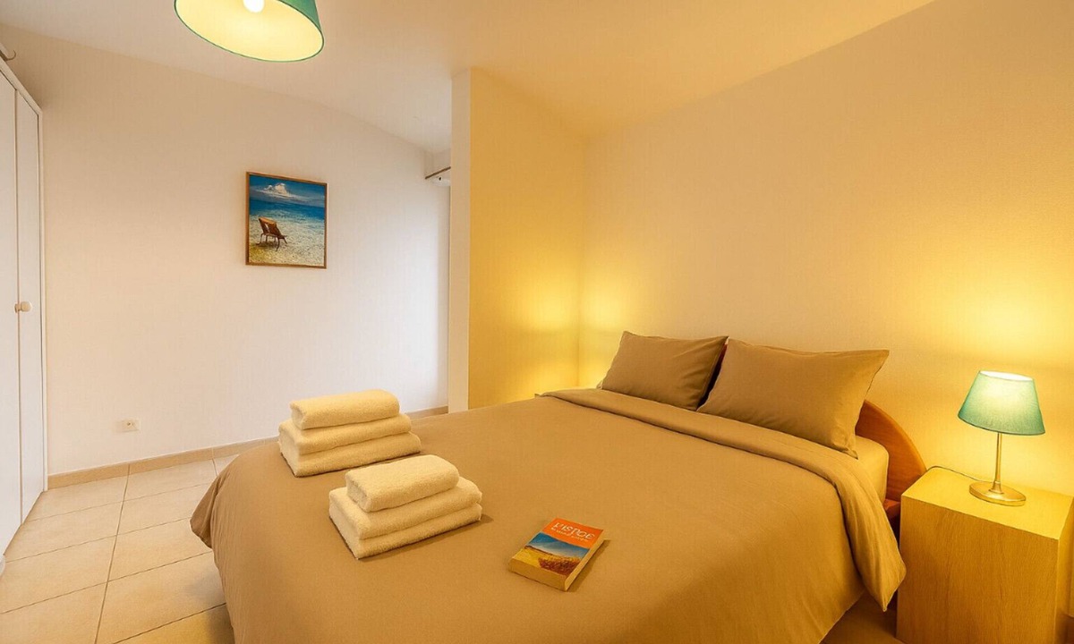 Serra-di-Ferro Villa | Mini villa vue jardin dans résidence calme* wifi, piscine, mer à pied.