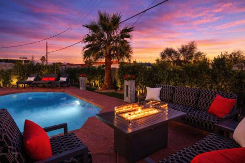 Mereway Manor House | Modern Roose-Private Pool-In Old Town Scottsdale