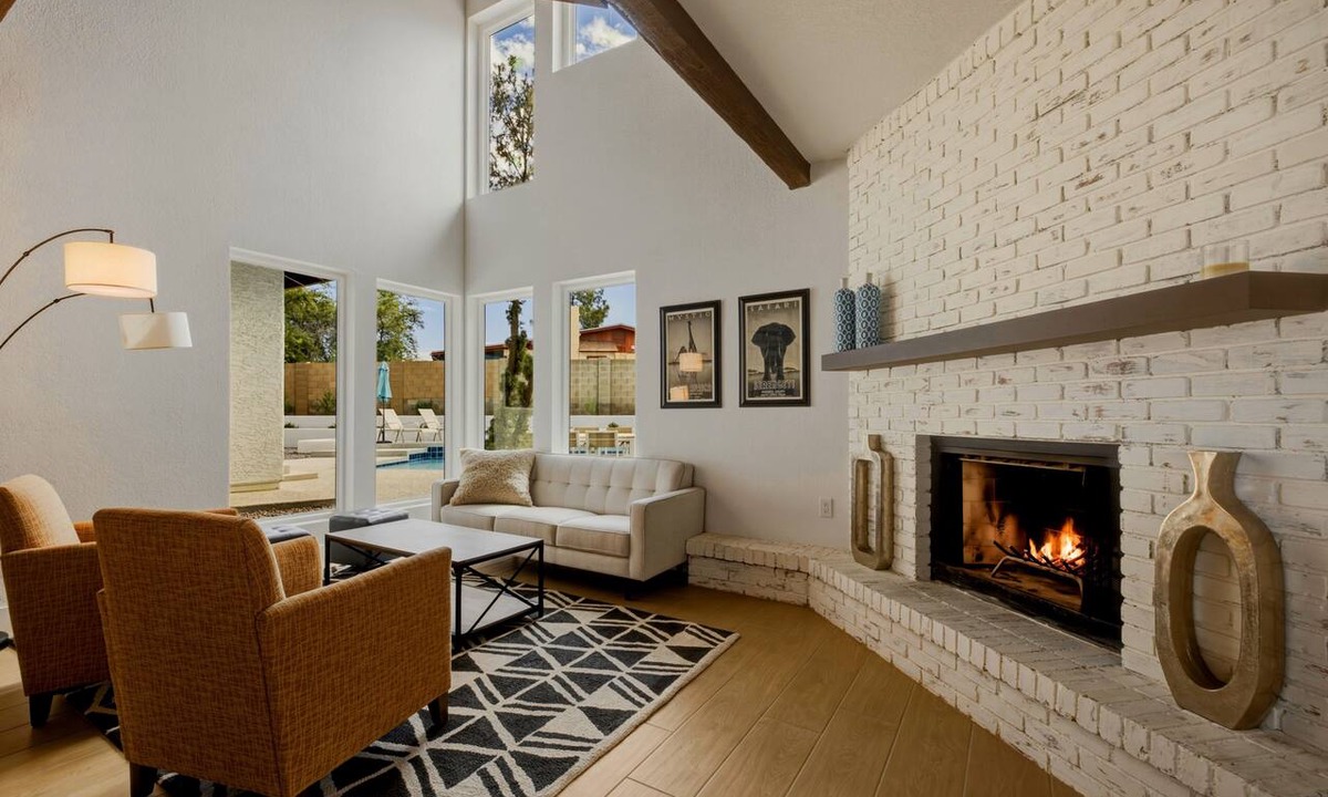 North Mountain House | Moon Valley Pool Home, 5BR + Loft