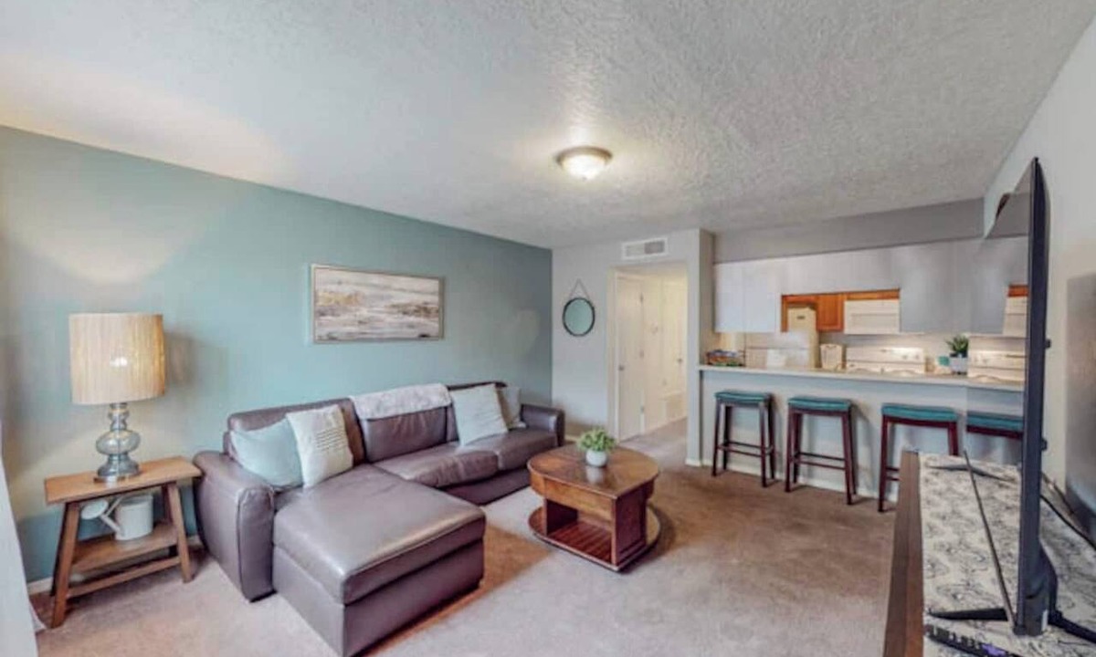 West Old Town Apartment | Mountain Road Hideaway, near Old Town