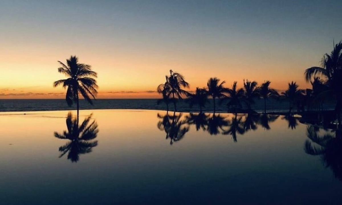 Puerto Juarez Resort | Luxurious 2 BR ocean front resort in the heart of Nuevo Vallarta